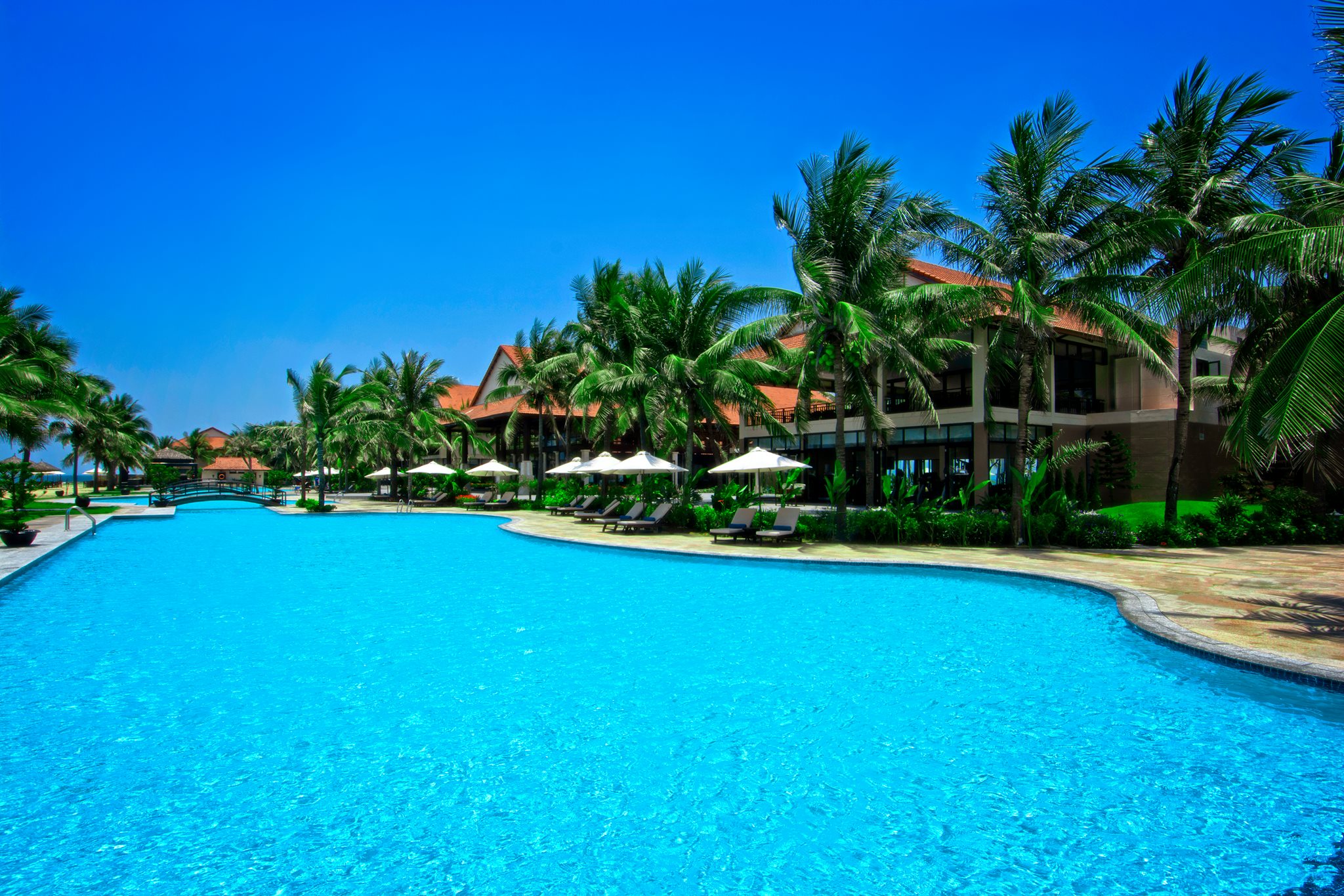 Golden Sand Resort & Spa