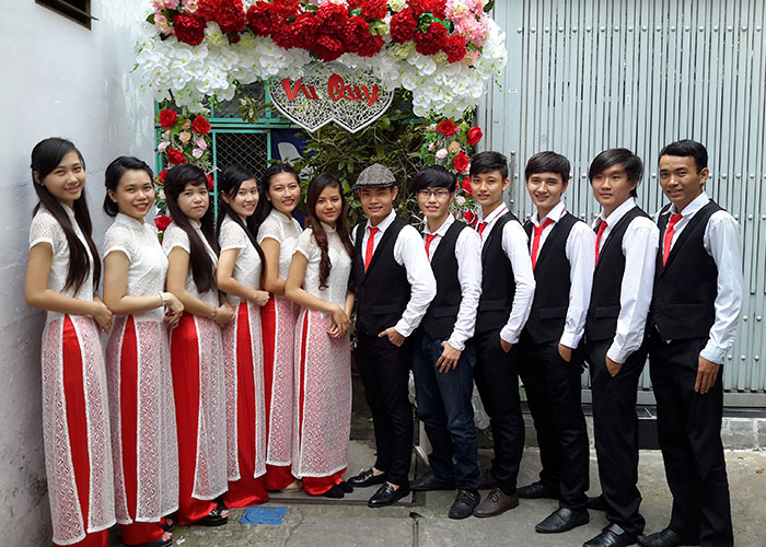 Bưng Quả & Sự Kiện Thiên Duyên