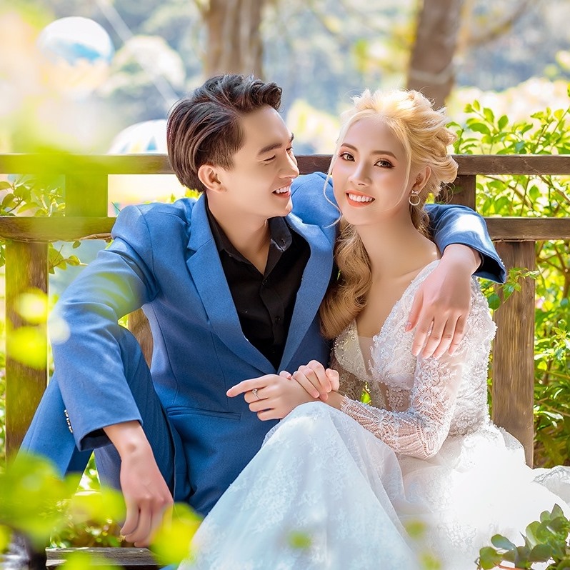 Nếu bạn đang tìm kiếm áo cưới đẹp và ảnh cưới tuyệt đẹp tại Việt Nam, Áo cưới Toàn Thanh sẽ là sự lựa chọn tuyệt vời cho bạn. Chất liệu cao cấp, thiết kế tinh tế và đội ngũ stylist chuyên nghiệp sẽ giúp bạn có một bộ ảnh cưới đẹp nhất trong cuộc đời mình.